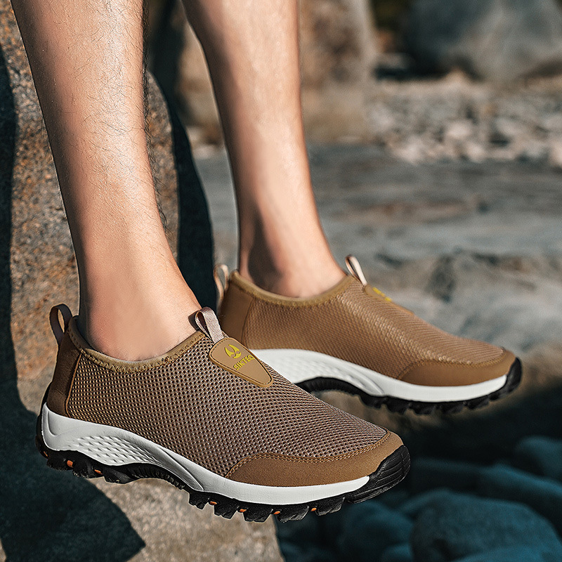 MEN'S LIGHTWEIGHT AND COMFORTABLE OUTDOOR SPORTS SHOES WITH ARCH SUPPORT