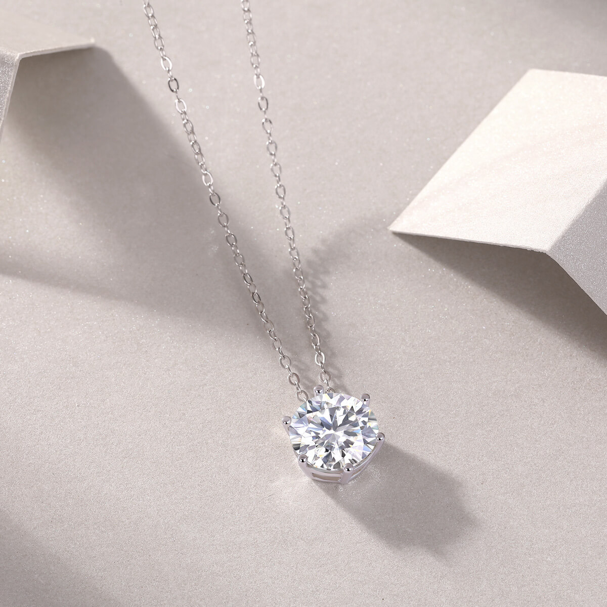 S925 Classic Six Claw Moissan Necklace-MARDAZA