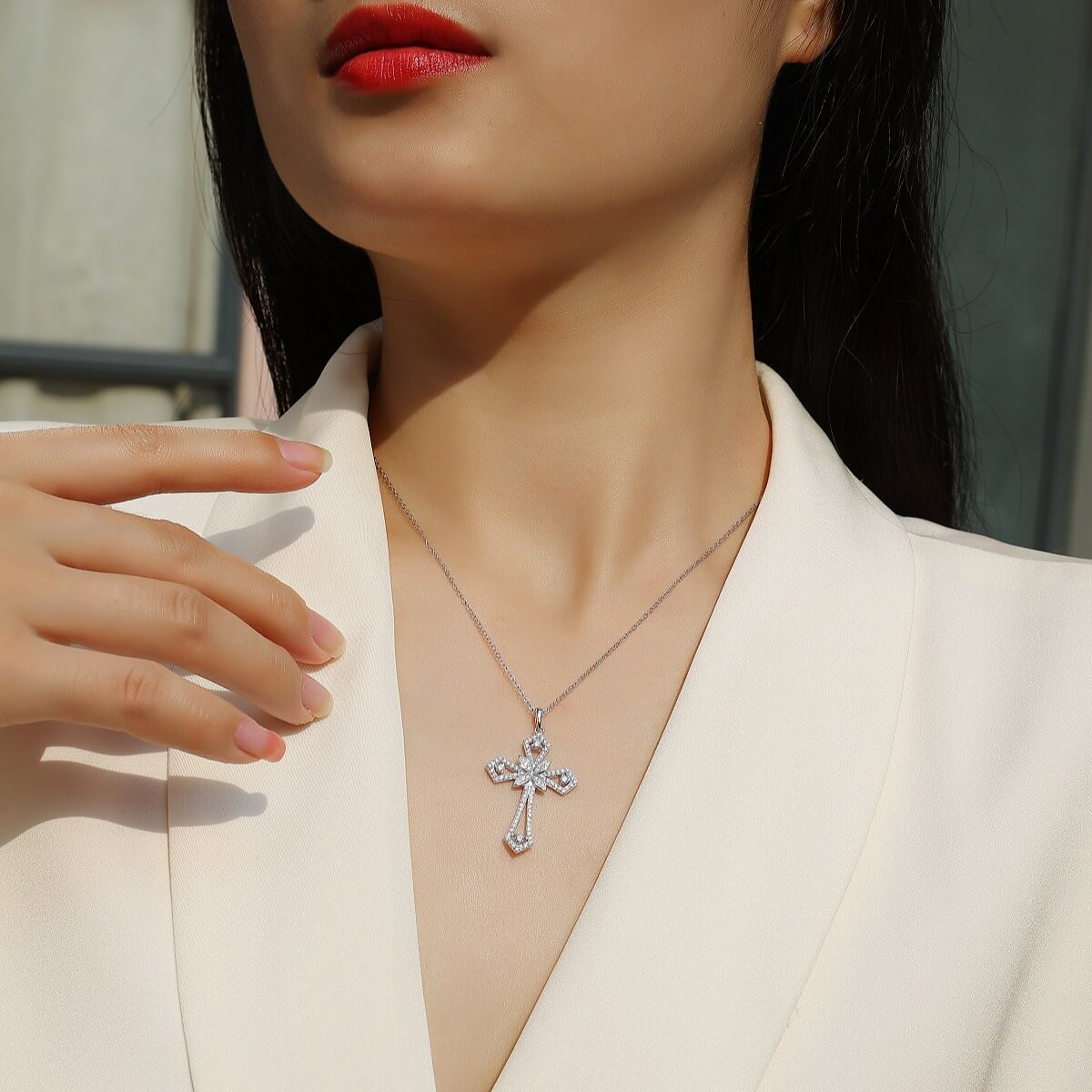 S925 Love Shield Moissanite Necklace-MARDAZA