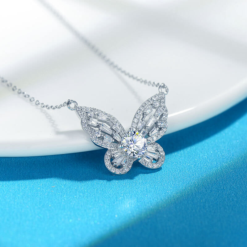 MARDAZA Butterfly Round Cut Sterling Silver Moissanite Necklace