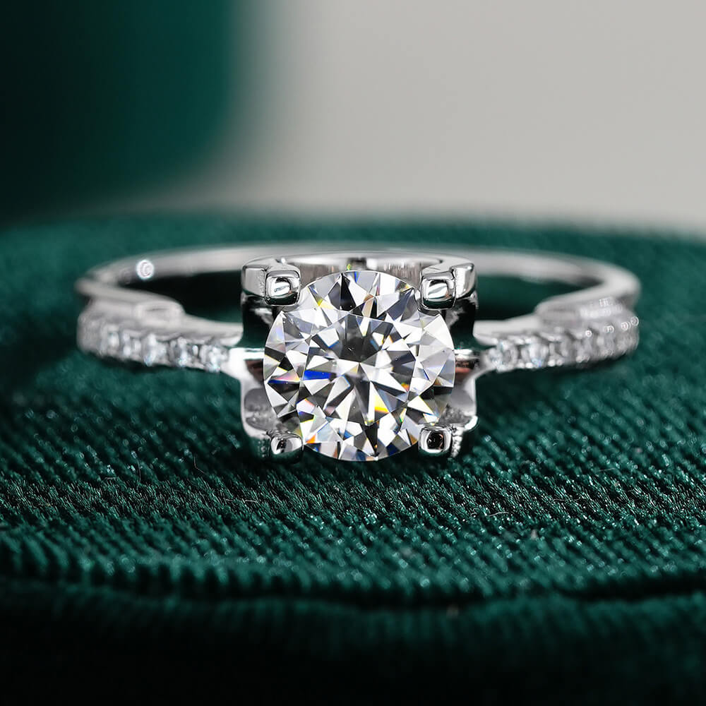 MARDAZA Radiant Accent Round Cut Sterling Silver Moissanite Ring