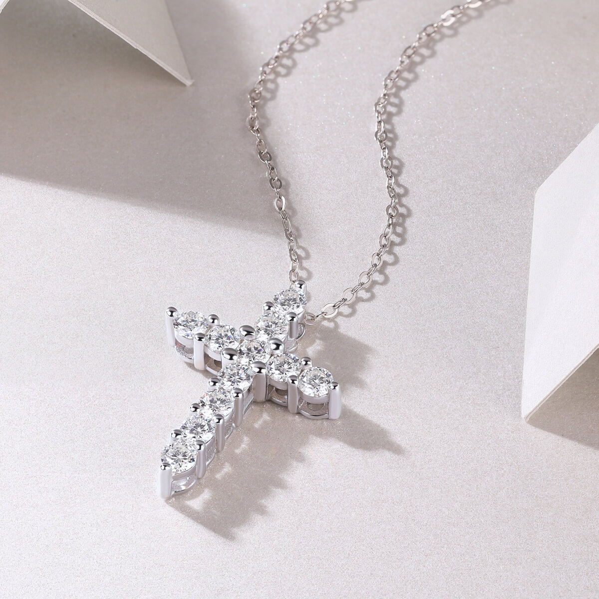 S925 Faith Cross Moissanite Necklace-MARDAZA