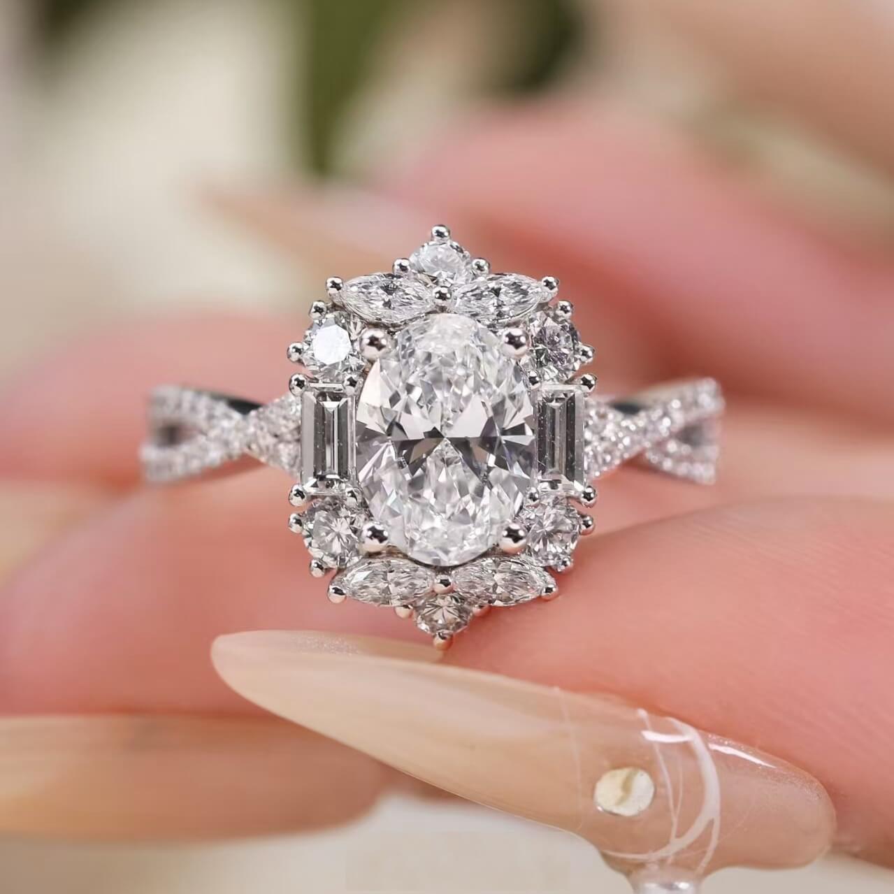 MARDAZA Twist Oval Cut Sterling Silver Polaris Moissanite Ring
