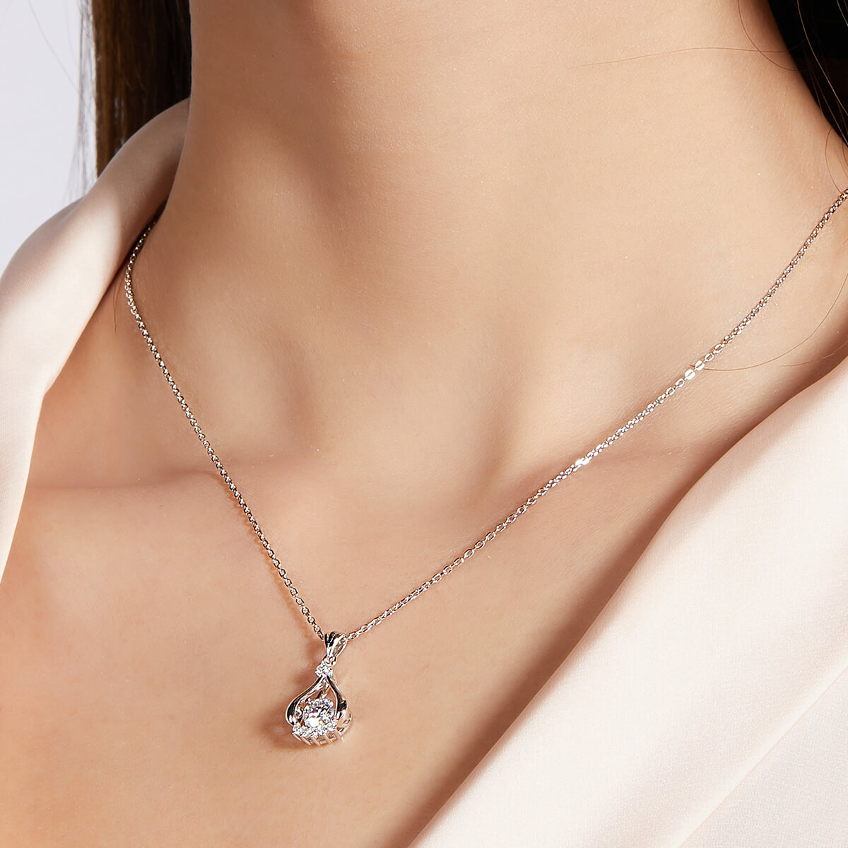 MARDAZA Dancing Teardrop Round Cut Sterling Silver Moissanite Necklace