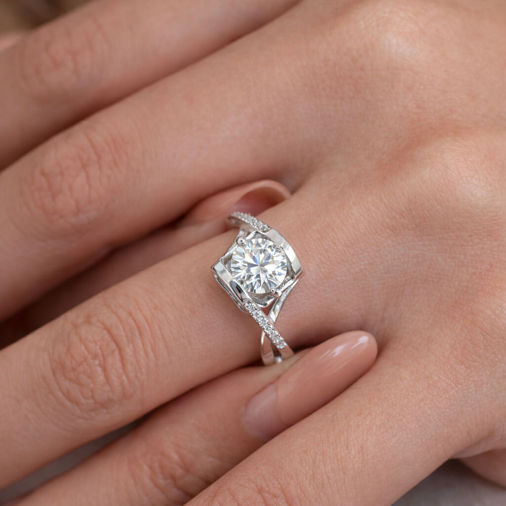 MARDAZA Sweetheart Round Cut Sterling Silver Moissanite Ring
