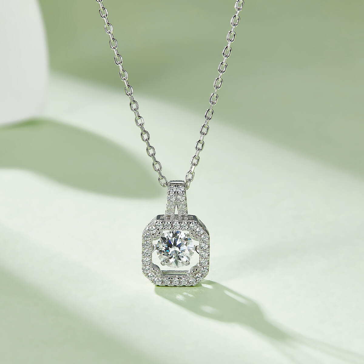 MARDAZA Dancing Halo Round Cut Sterling Silver Moissanite Necklace
