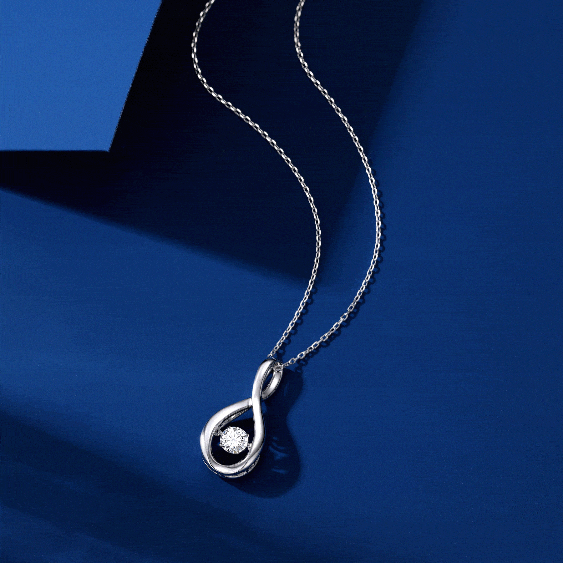 MARDAZA Dancing Infinity Round Cut Sterling Silver Moissanite Necklace