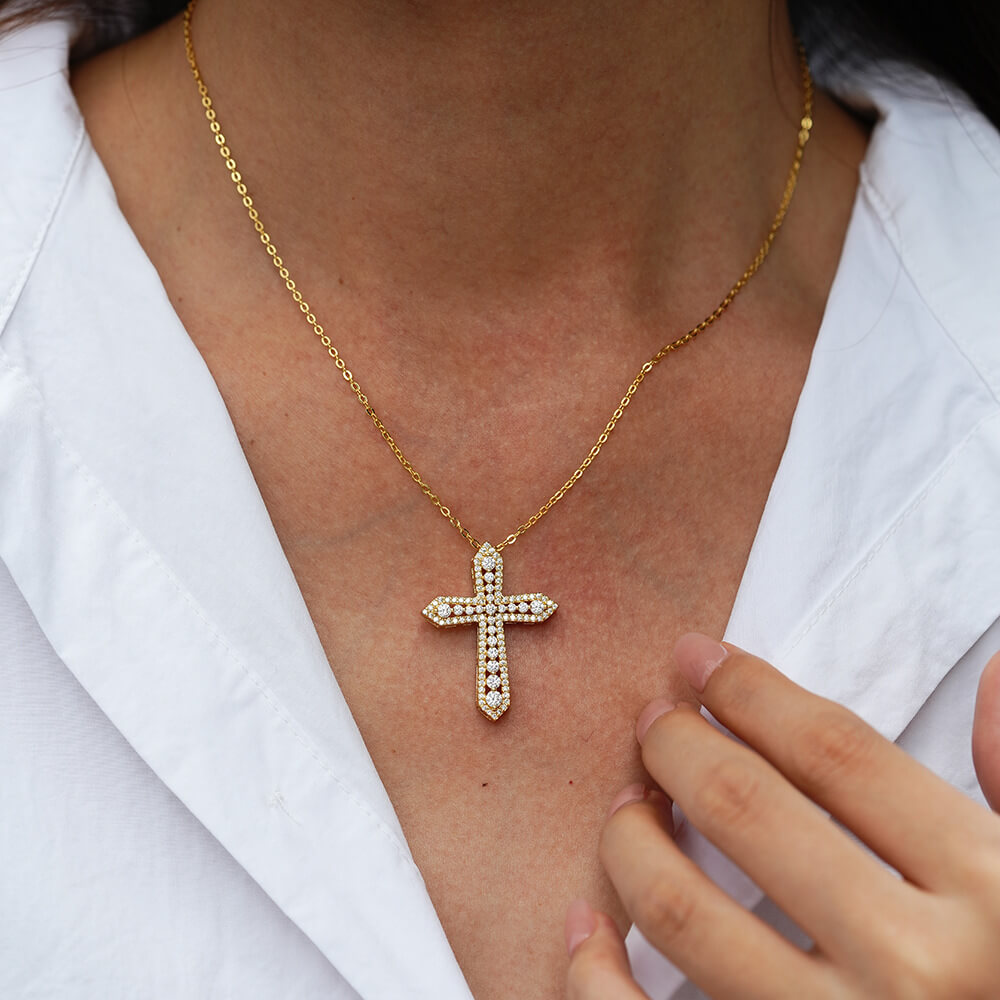 MARDAZA Radiant Cross Round Cut Golden Sterling Silver Moissanite Necklace