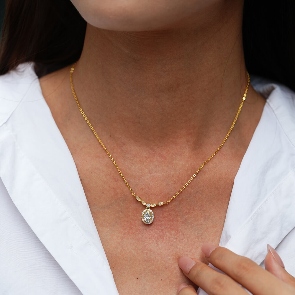 MARDAZA Crown Oval Cut Golden Sterling Silver Moissanite Necklace