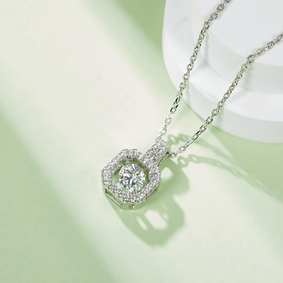 MARDAZA Dancing Halo Round Cut Sterling Silver Moissanite Necklace