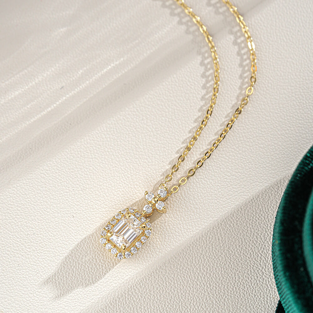 MARDAZA Emerald Cut Sterling Silver Moissanite Necklace