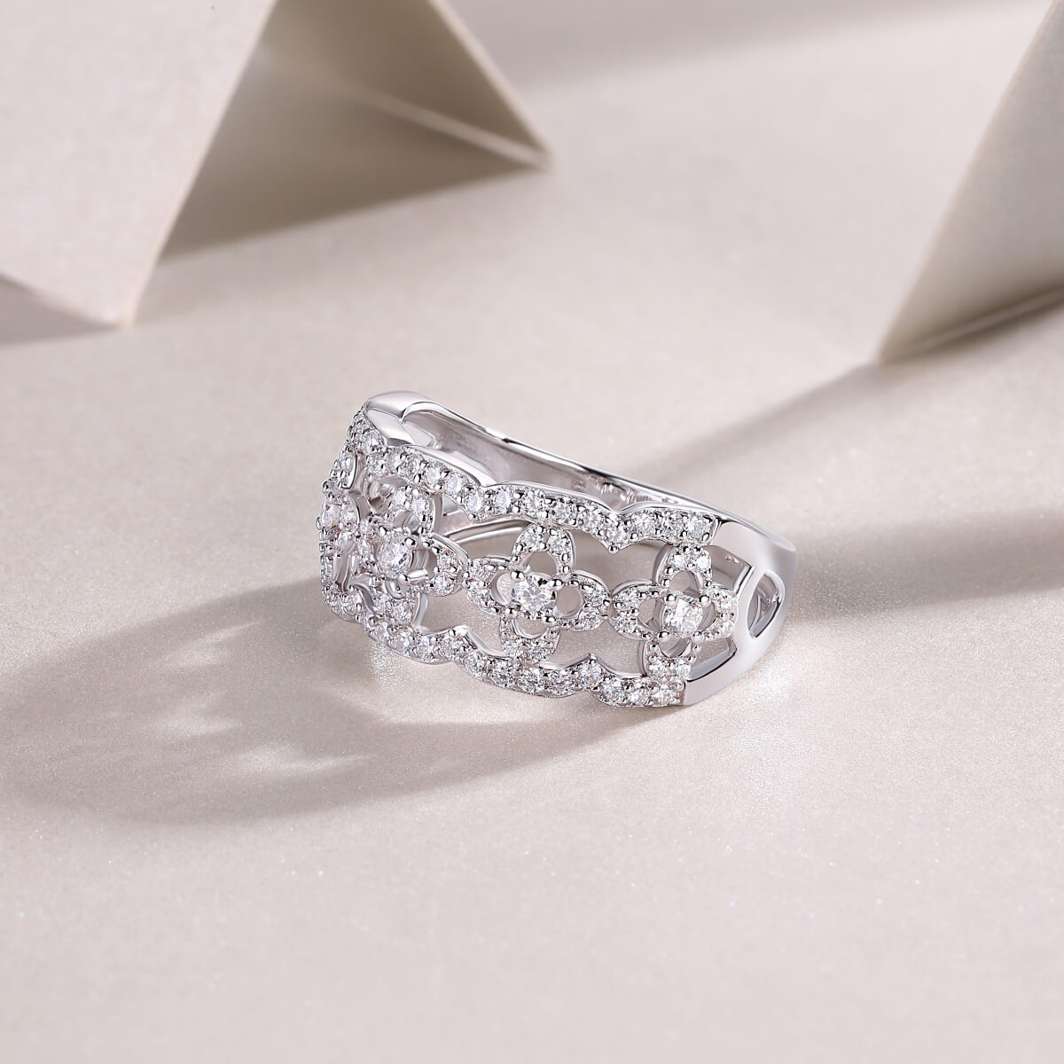 S925 Flower Moissanite Ring-MARDAZA