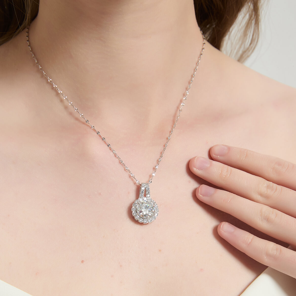 S925 Sunflower Moissanite Necklace