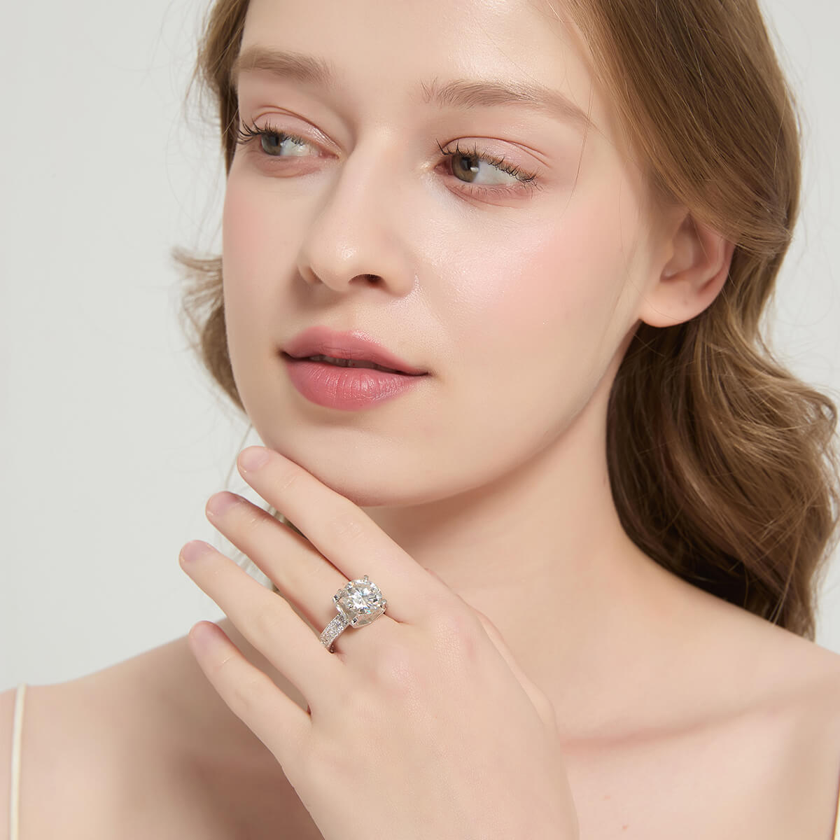 MARDAZA Luxury Round Cut Sterling Silver Moissanite Ring