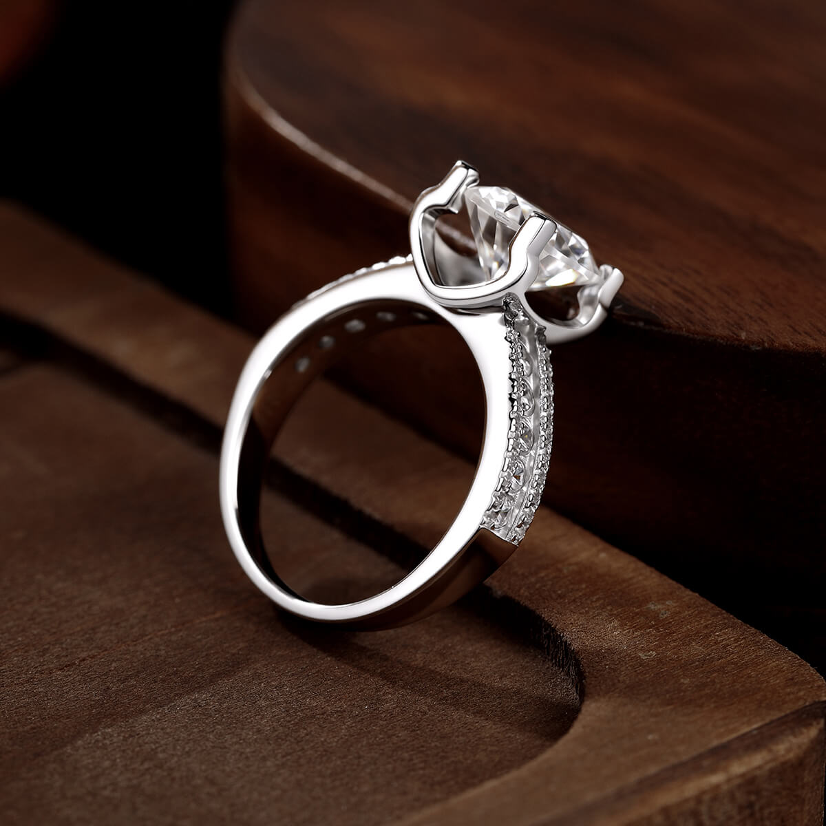 MARDAZA Luxury Round Cut Sterling Silver Moissanite Ring