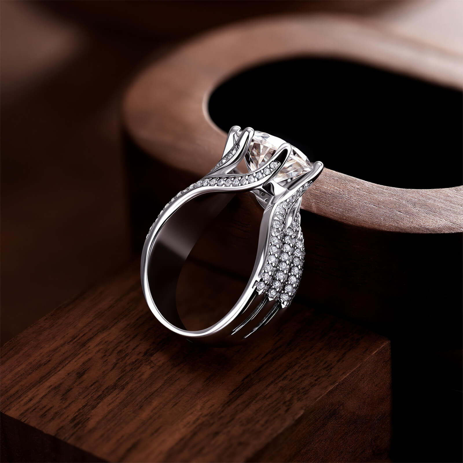 S925 Luxury Moissanite Ring