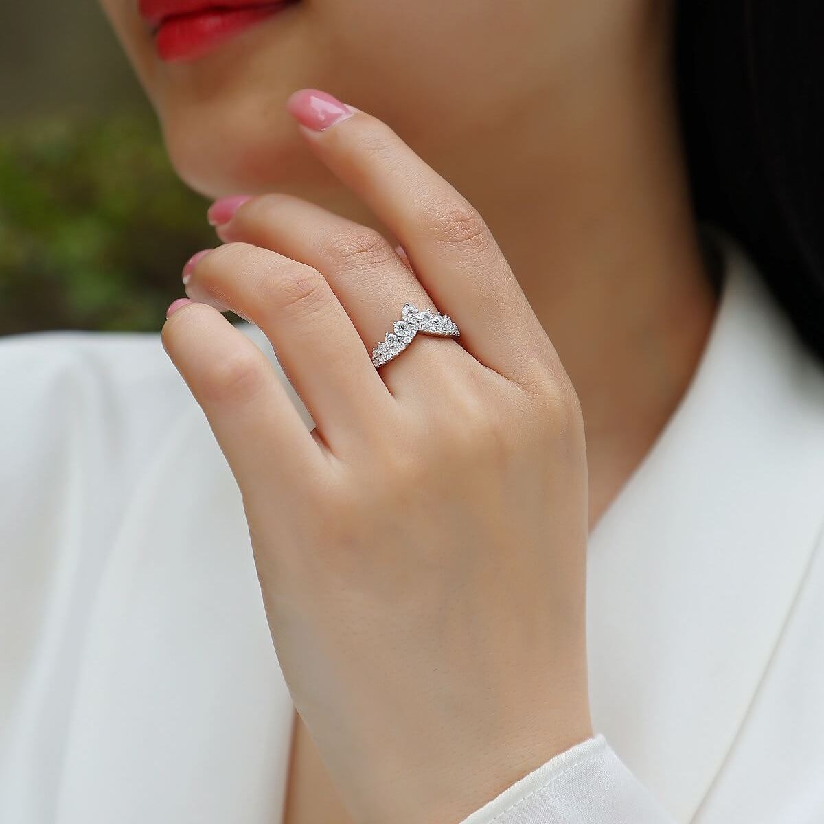 MARDAZA Crown V Shape Sterling Silver Moissanite Ring
