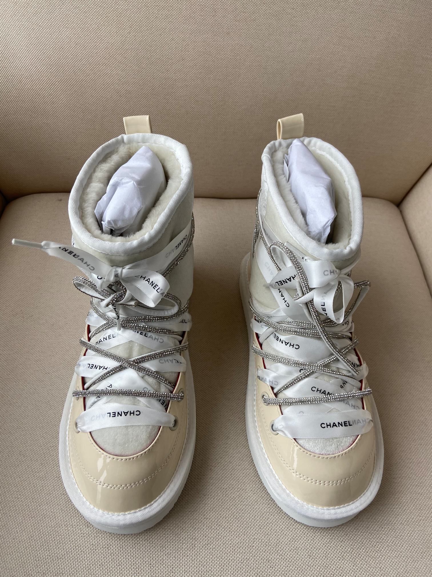 Chanel snow outlet boots