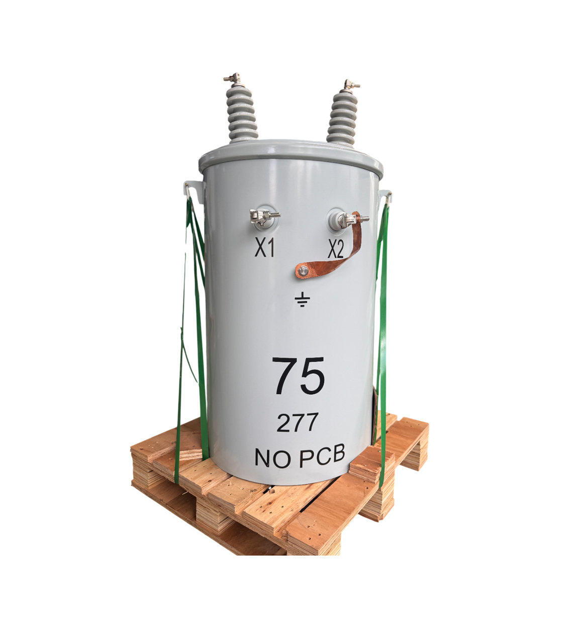Single-phase pole-mounted transformer according to US regulations