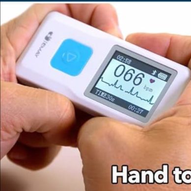 Portable ECG Monitor, Device with LCD Screen and Storage, High-Graded ECG Monitor for Recording ECG and Heart Rate