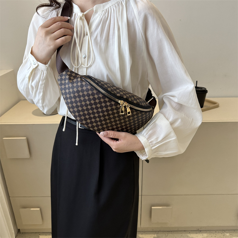 Fashionable Full Printed Waist Bag