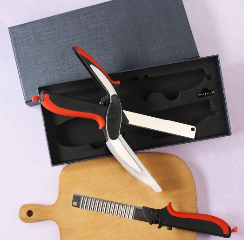 Food Cutter Smart Scissors, Fruit Chopper Scissors Vegetable Scissors with Built-in Cutting Board Easy Cutting Fit for You and Your Friends