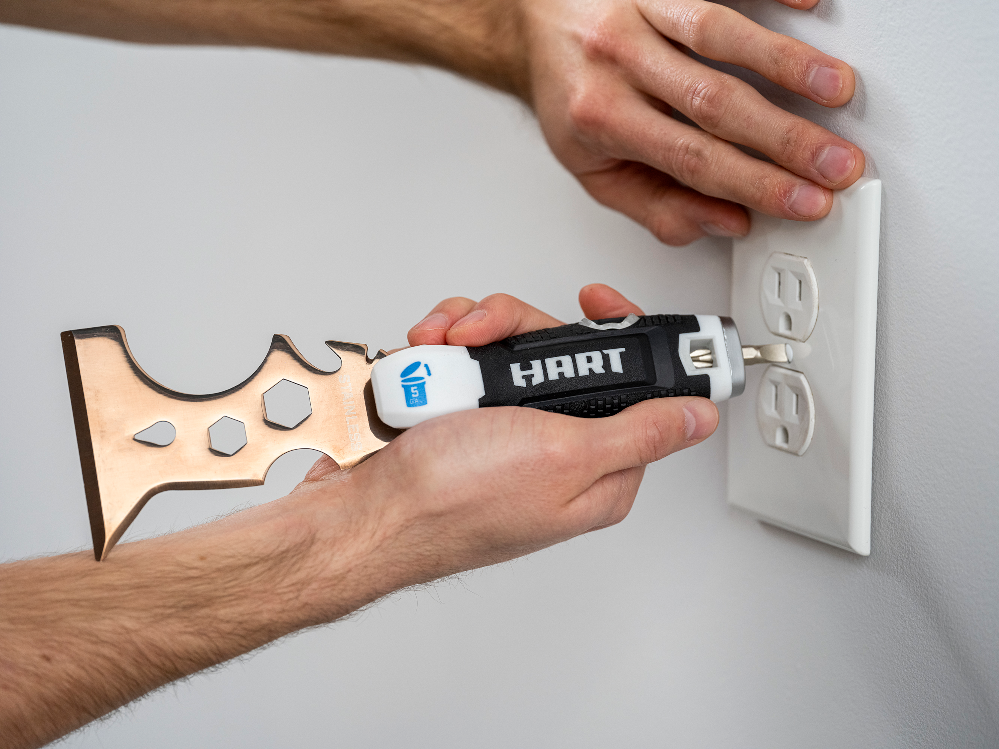 HART 19-1 Multi-Tool, Golden Stainless-Steel