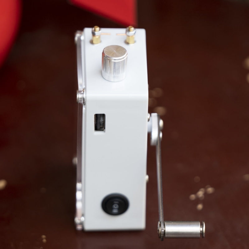 Cool Portable hand-crank generator lighting ignition USB charging
