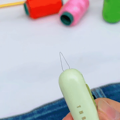 2 in 1 Needle Threader Seam Ripper