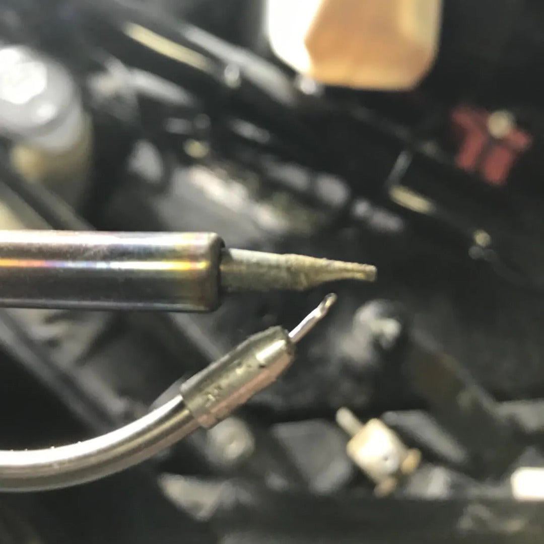 VERSATILE soldering iron, evolve your way of soldering.