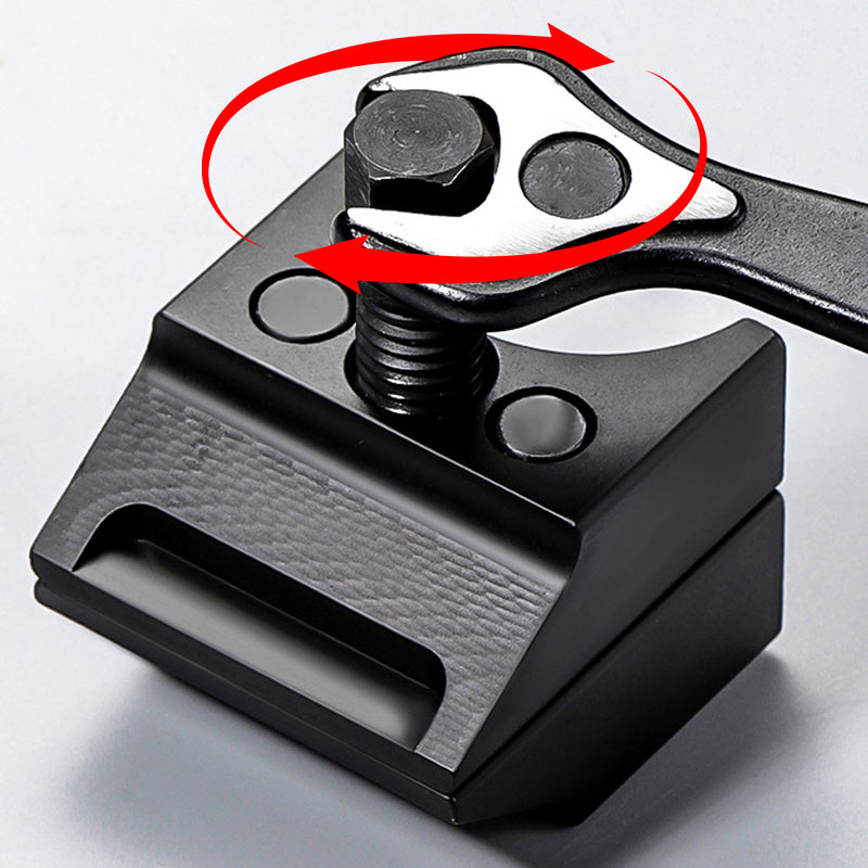 Set of tools for separating and expanding car suspension struts