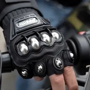 🔥Hot Sale🔥-🏍️Indestructible Outdoor Self-defense Gloves 🧤(One pair)