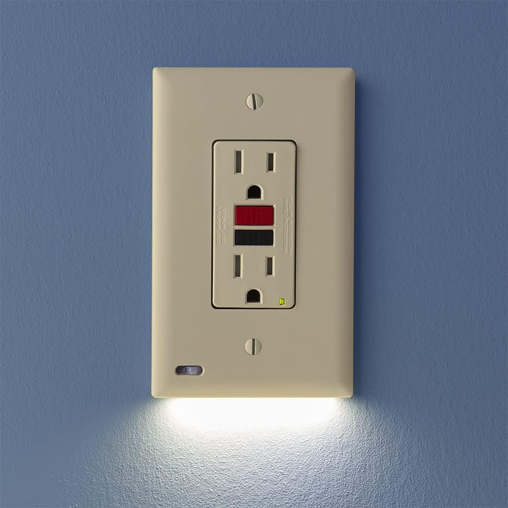 Electrical Outlet Wall Plate with LED Night Light - Automatic On/Off Sensor