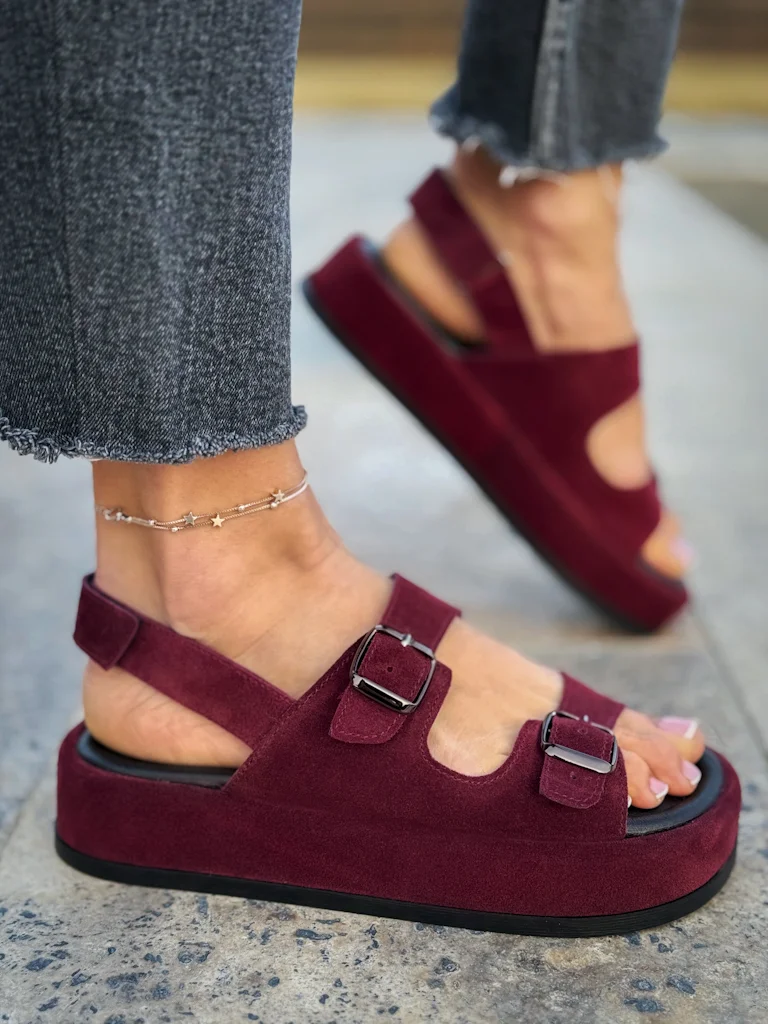 Look special✨Burgundy style🥰 women's shoes