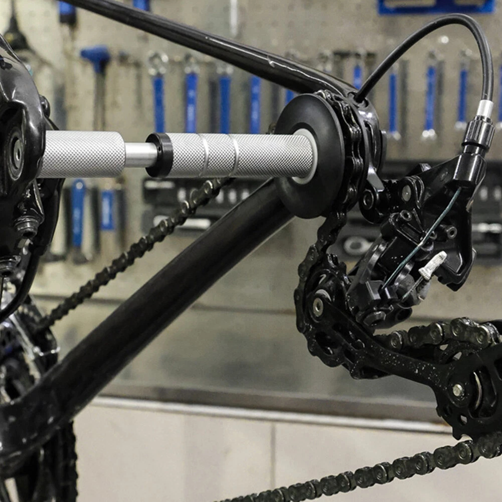 Road bike mountain bike chain retainer barrel axle dedicated virtual flywheel chain cleaner chain retainer (barrel axle dedicated) · Barrel axle dedicated - chain cleaner