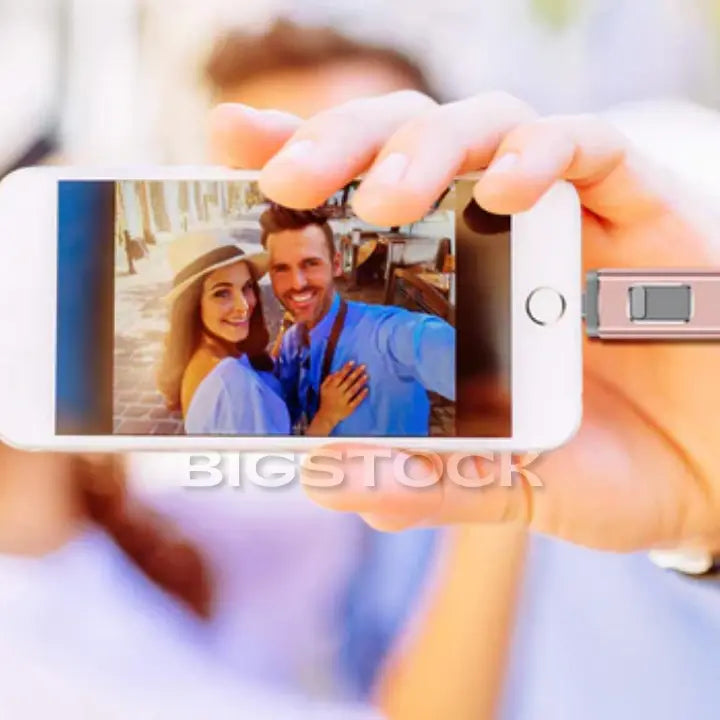 Pen Drive 4 em 1 para Celular BStocker - IOS, Android, USB e Tipo C