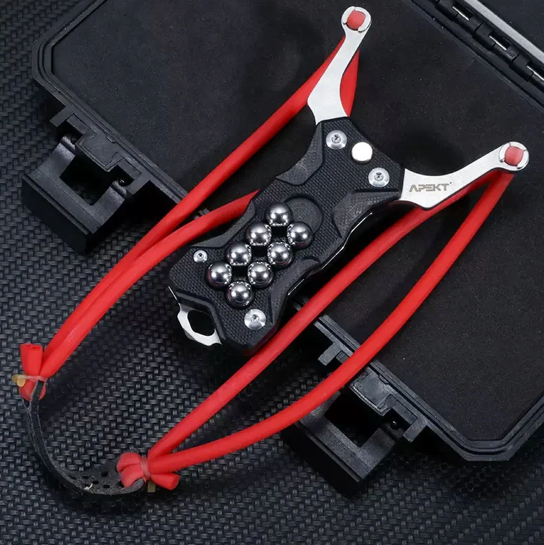 Multifunctional folding tool and practical EDC