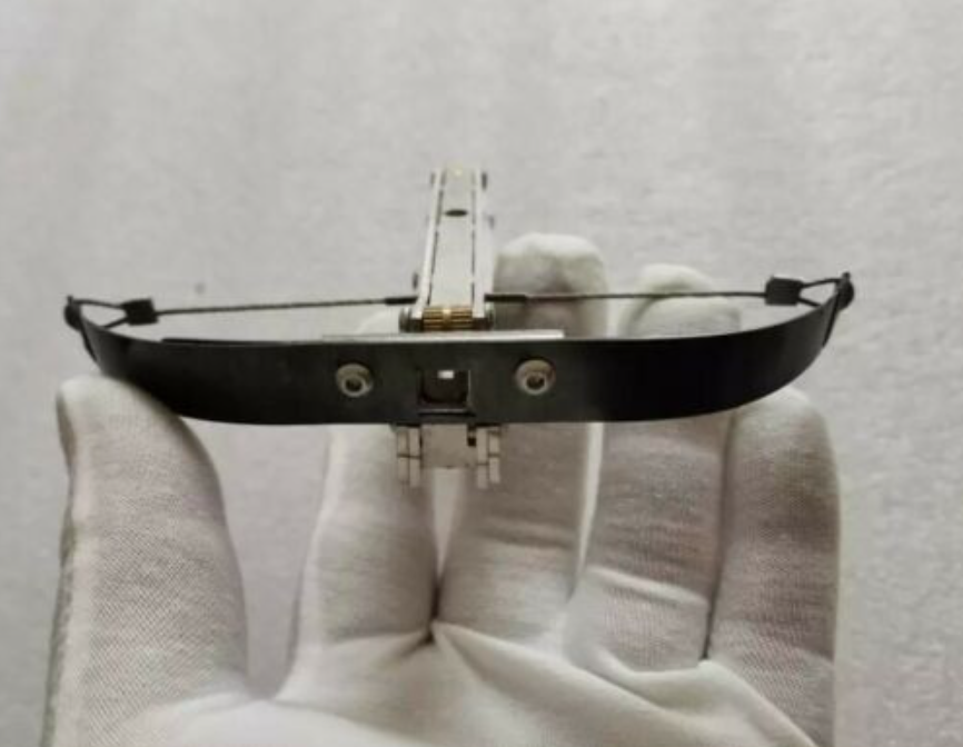 🏹Mini Crossbow🤷🏻‍♂️ Foldable Slingshot Toy with 10 Arrows🏹