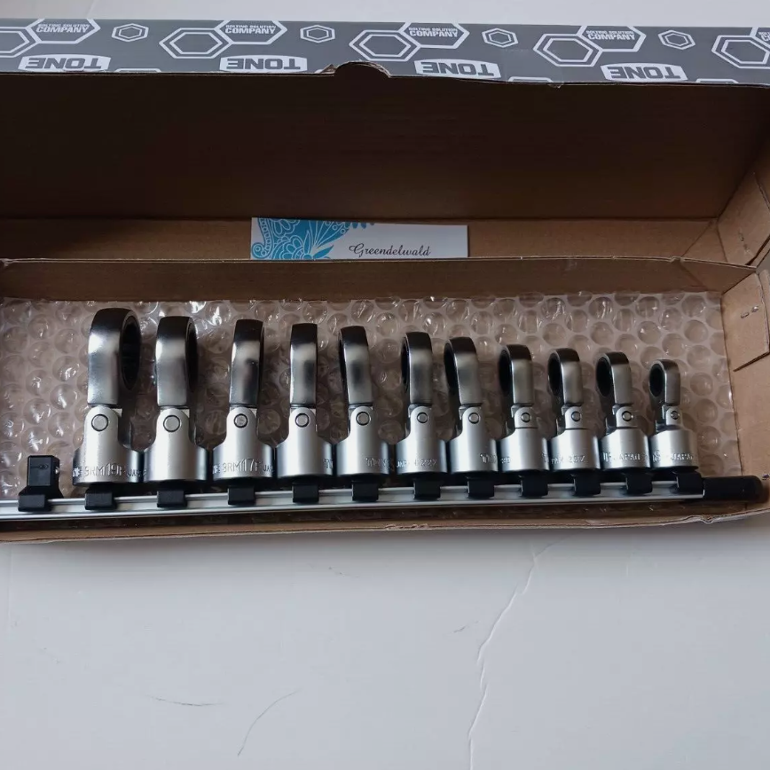 Tone HRM311F Flex Ratchet Glasses Socket Set (With Holder) Insertion Angle 0.3 inches (9.5 mm) (3/8 inch)