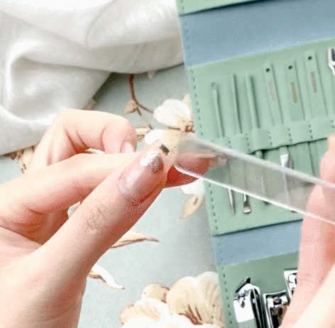 Good-looking Foldable Stainless Steel Nail Clipper Set