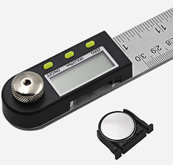 Angle ruler with digital display