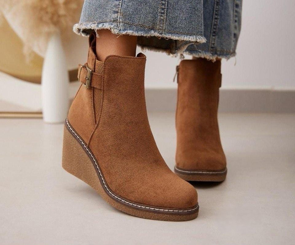 Richmond Wedge Boots