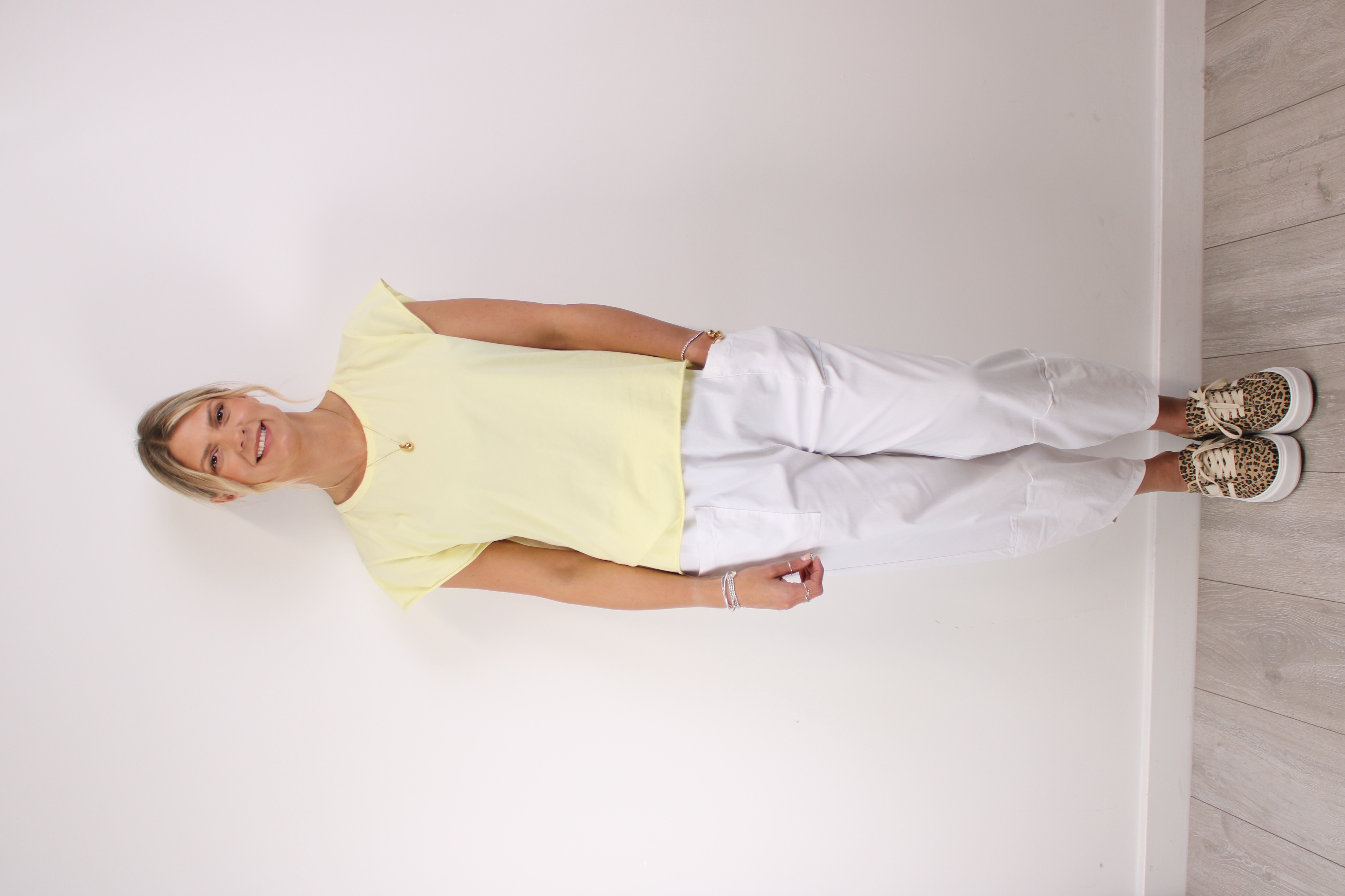 Capri T-Shirt