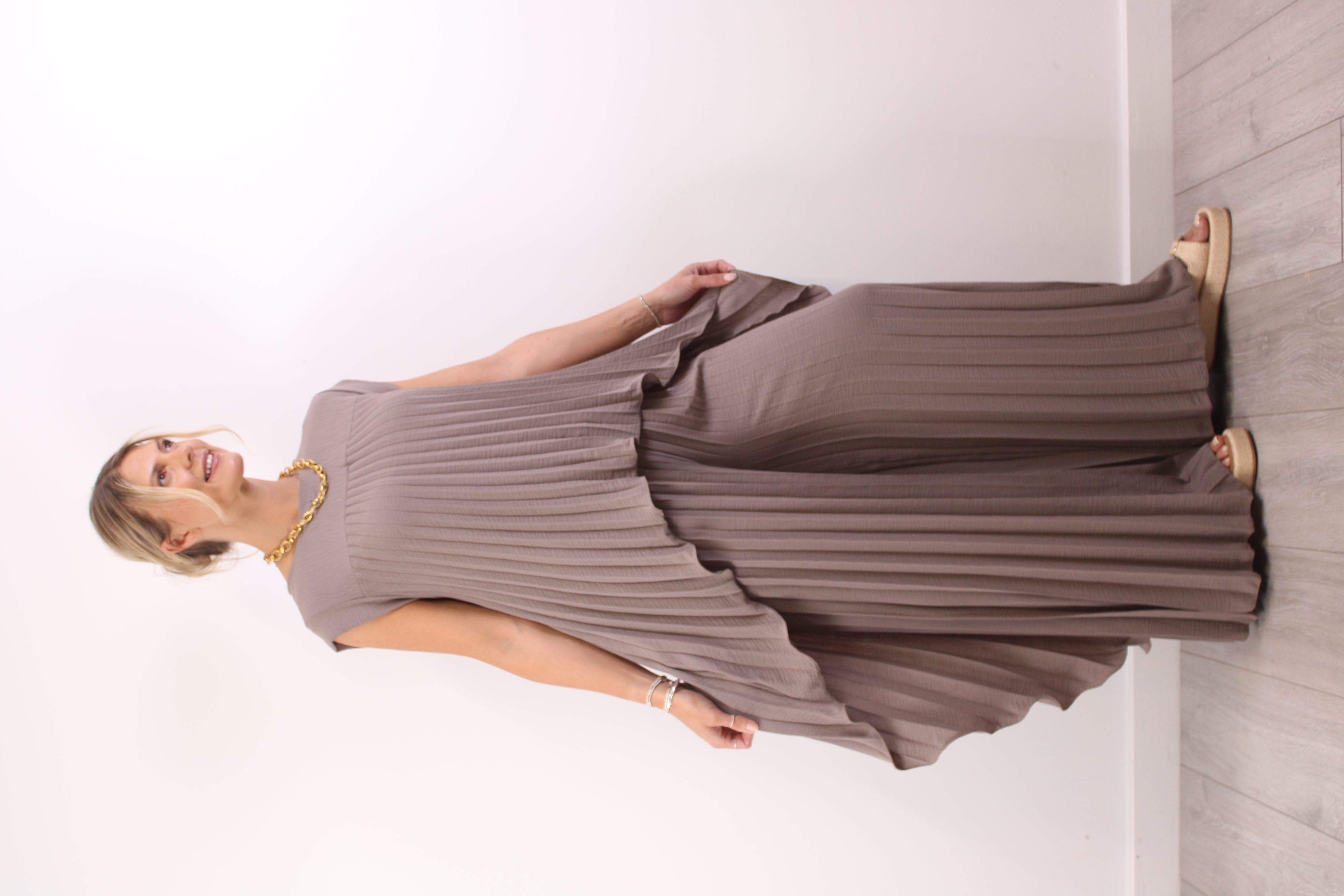 Seville Pleated Set