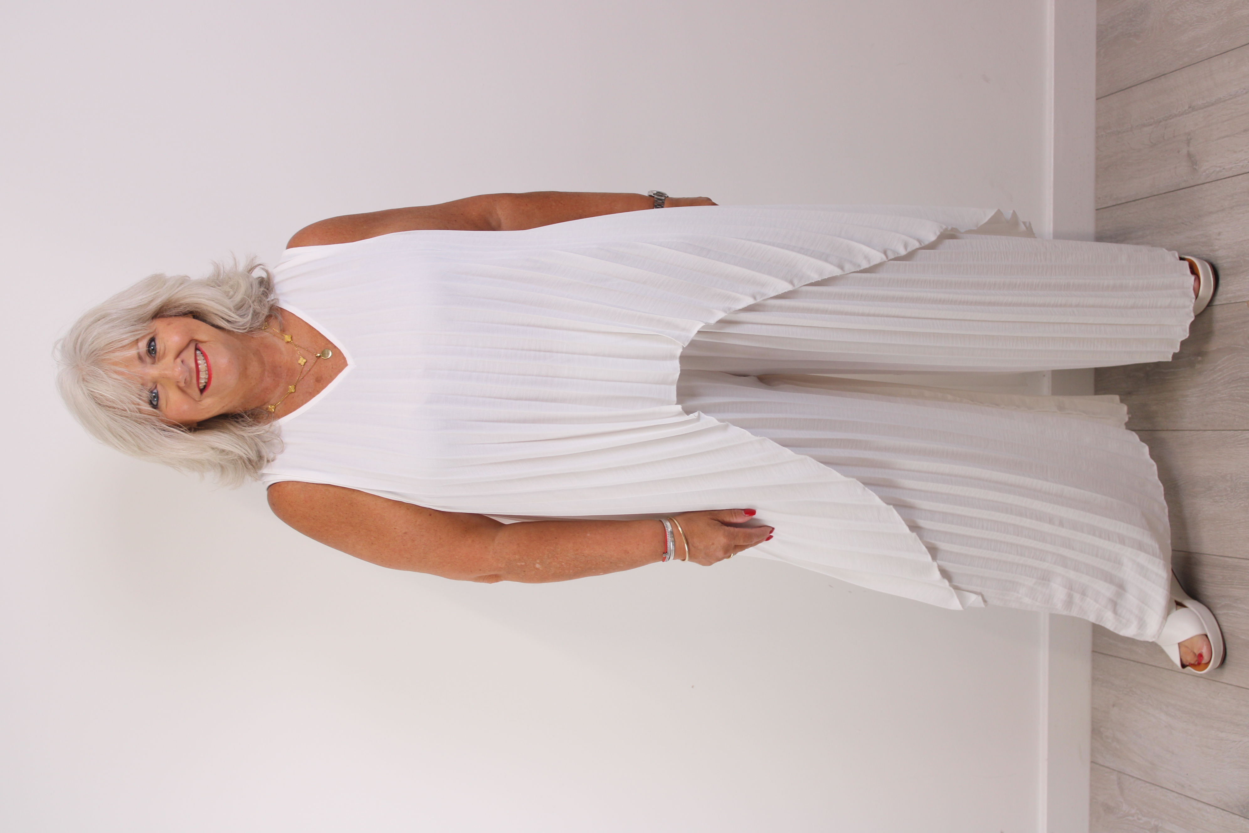 Seville Curve Pleated Set