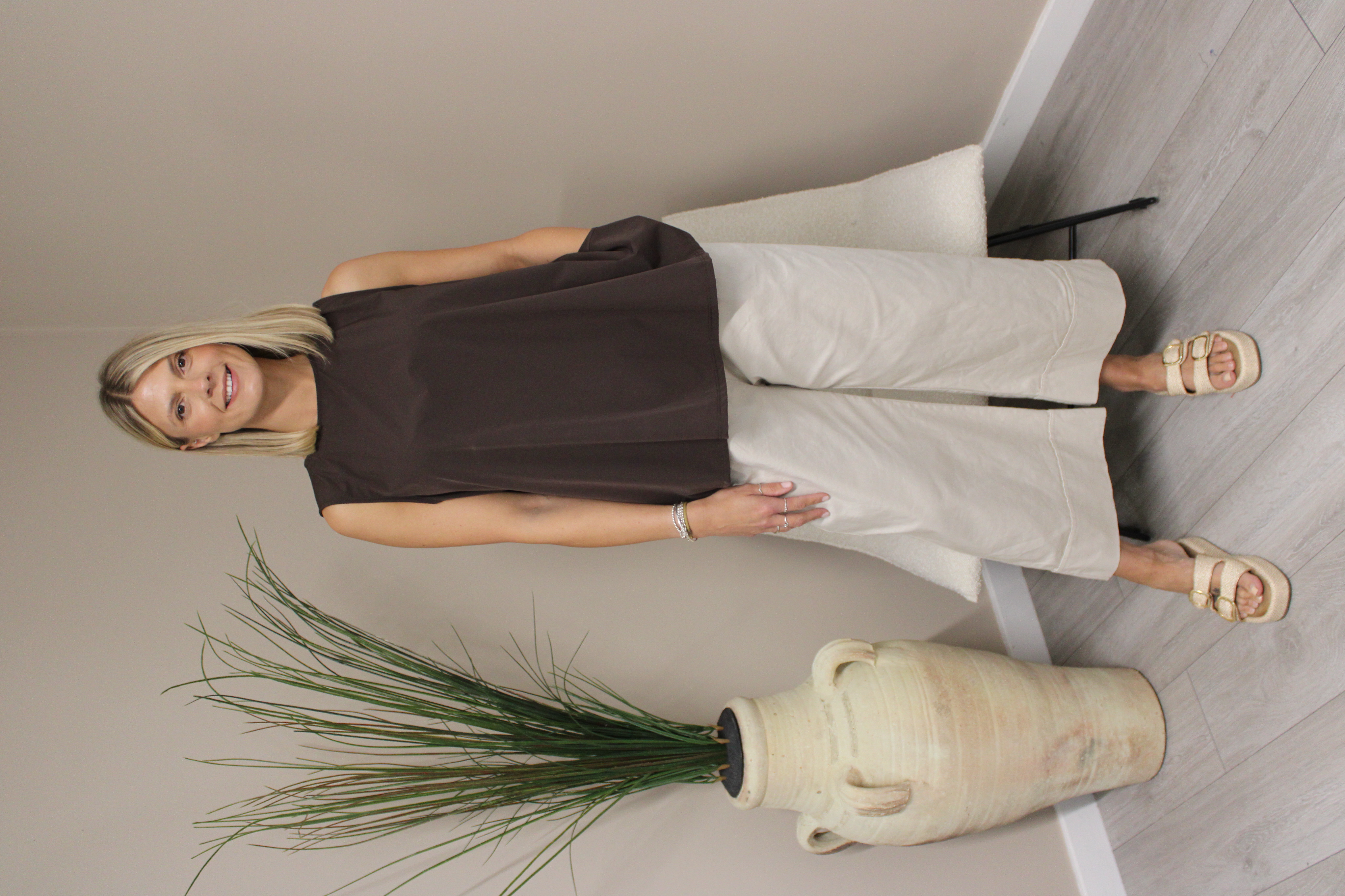Richmond Keyhole Top