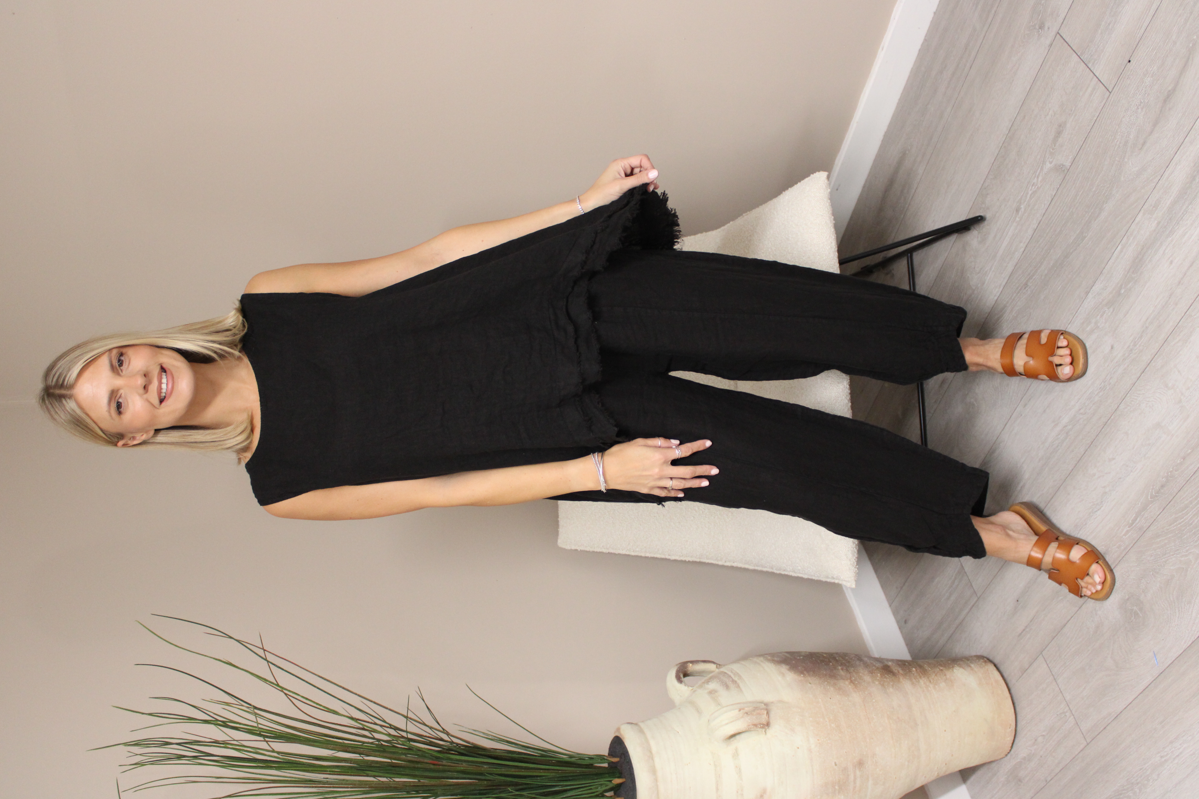 Amalfi Linen V-Cut Trousers