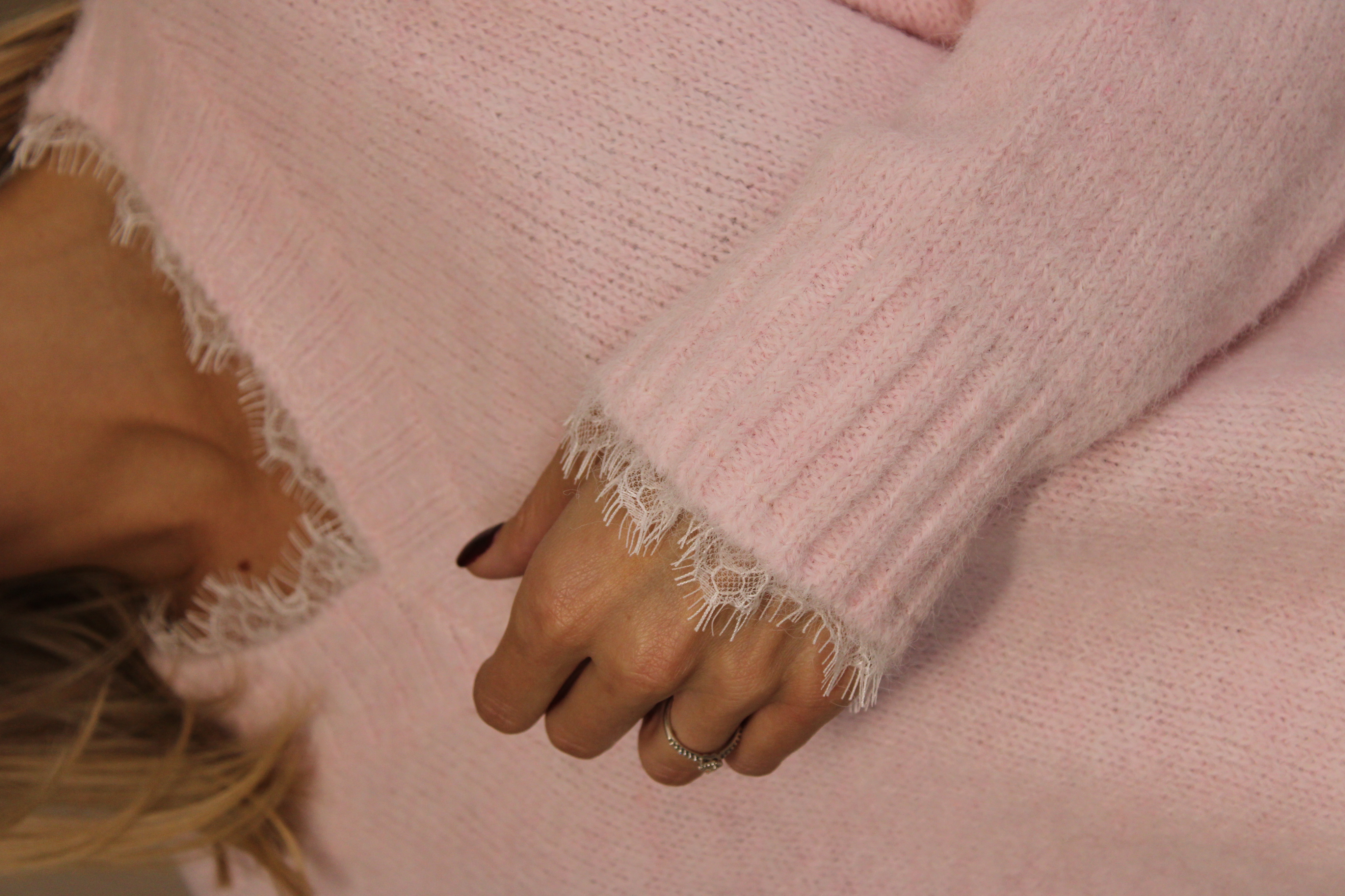 St Moritz Lace Trim Knit 