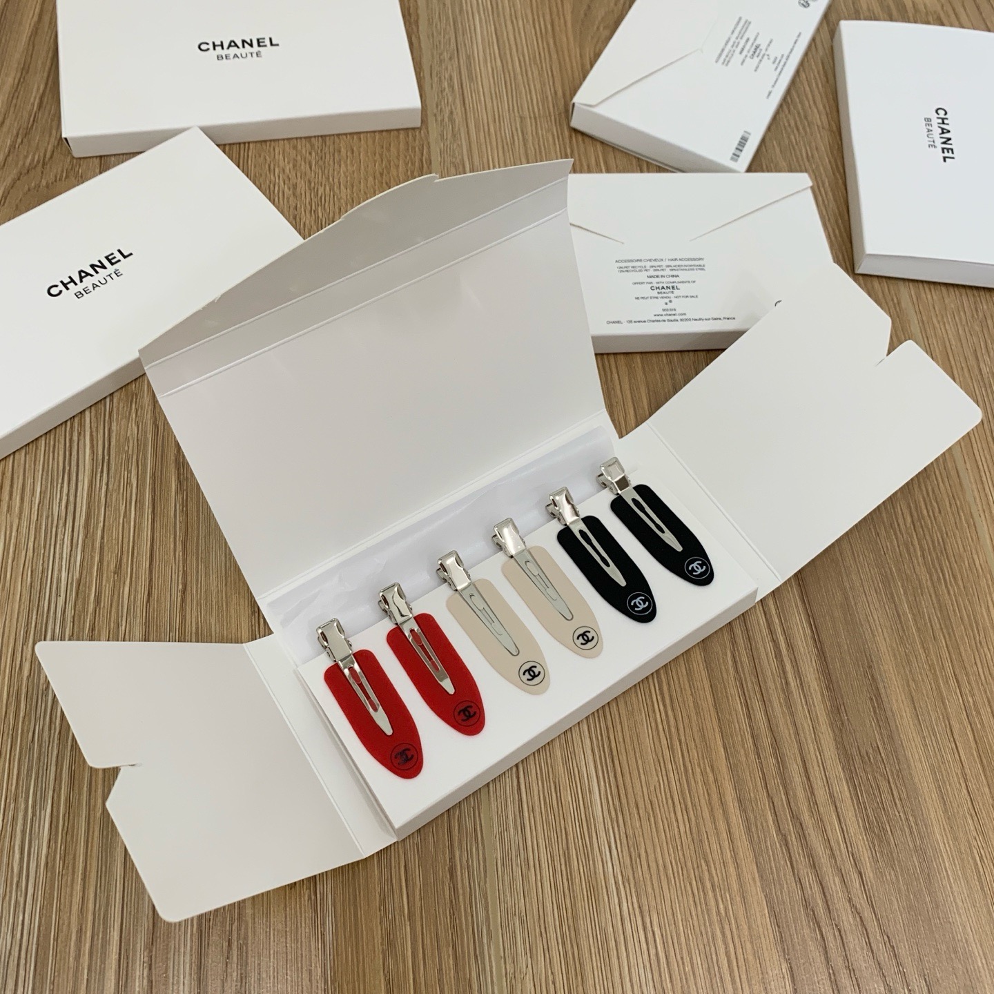 CHANEL Limited Edition Duck Bill Clip 6-Piece Set