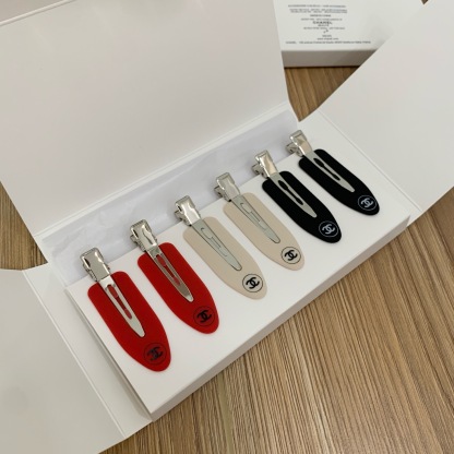 CHANEL Limited Edition Duck Bill Clip 6-Piece Set